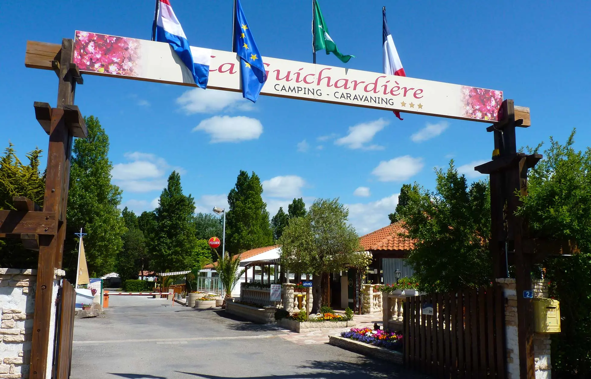 camping-la-guichardi-re-in-de-frisse-lucht-van-de-loire-atlantique